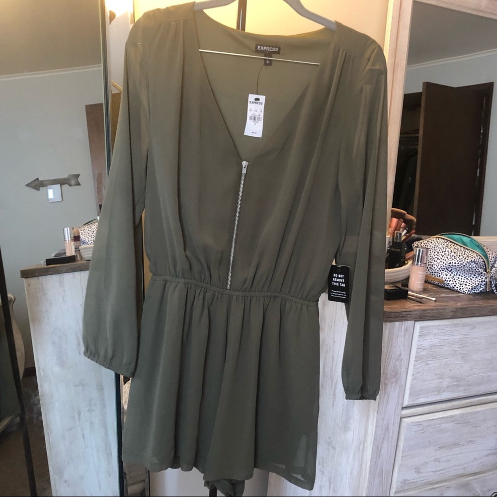 Express romper, olive green. size small.